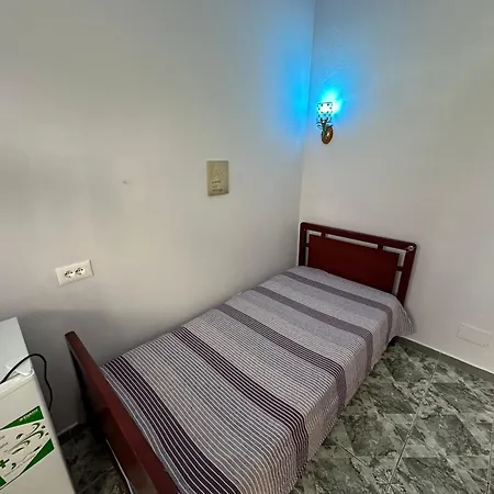 Ξενοδοχείο Chicago 3*