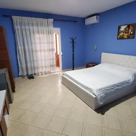 Chicago Hotel 3*