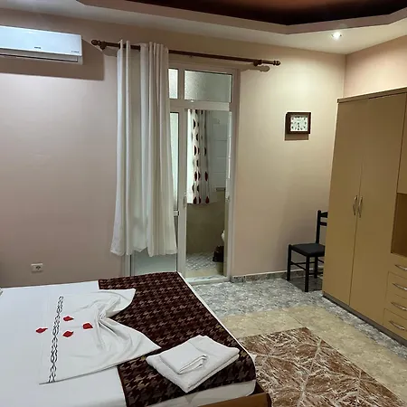 Chicago Hotel 3*