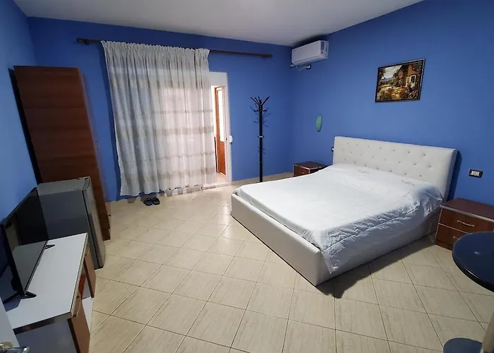 Chicago Hotel 3*